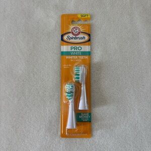 NWT Arm & Hammer Spinbrush Pro Clean Replacement Heads 2 Refills Toothbrush
